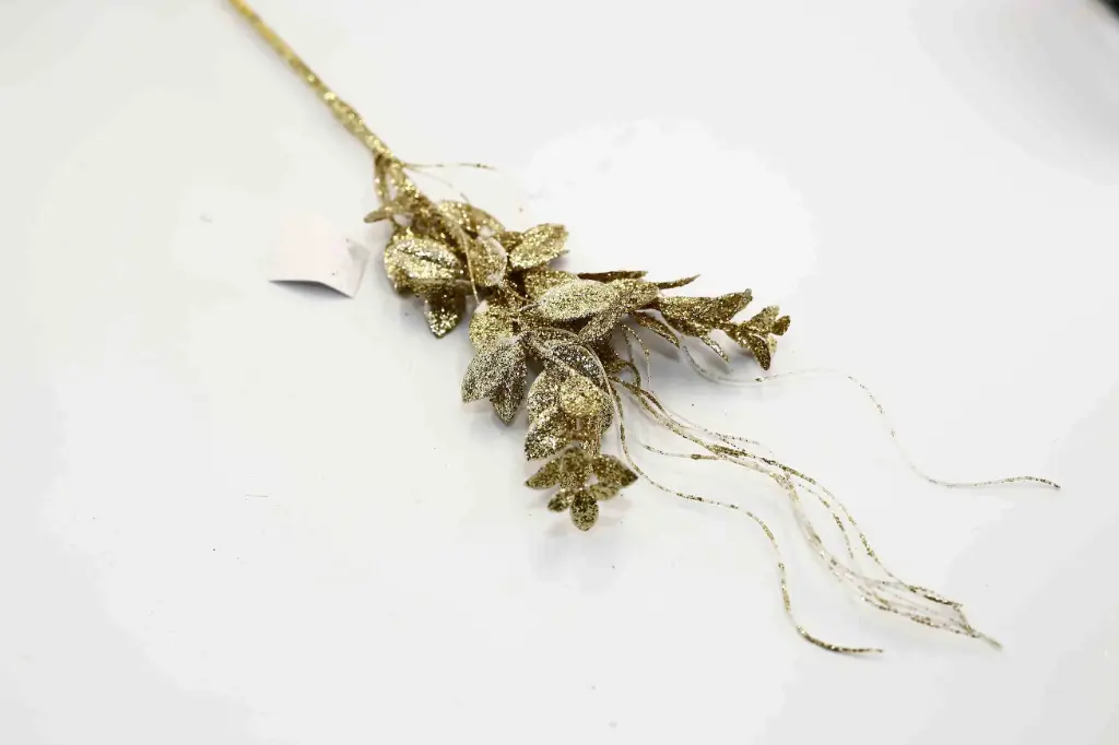 Cành cây trang trí H28