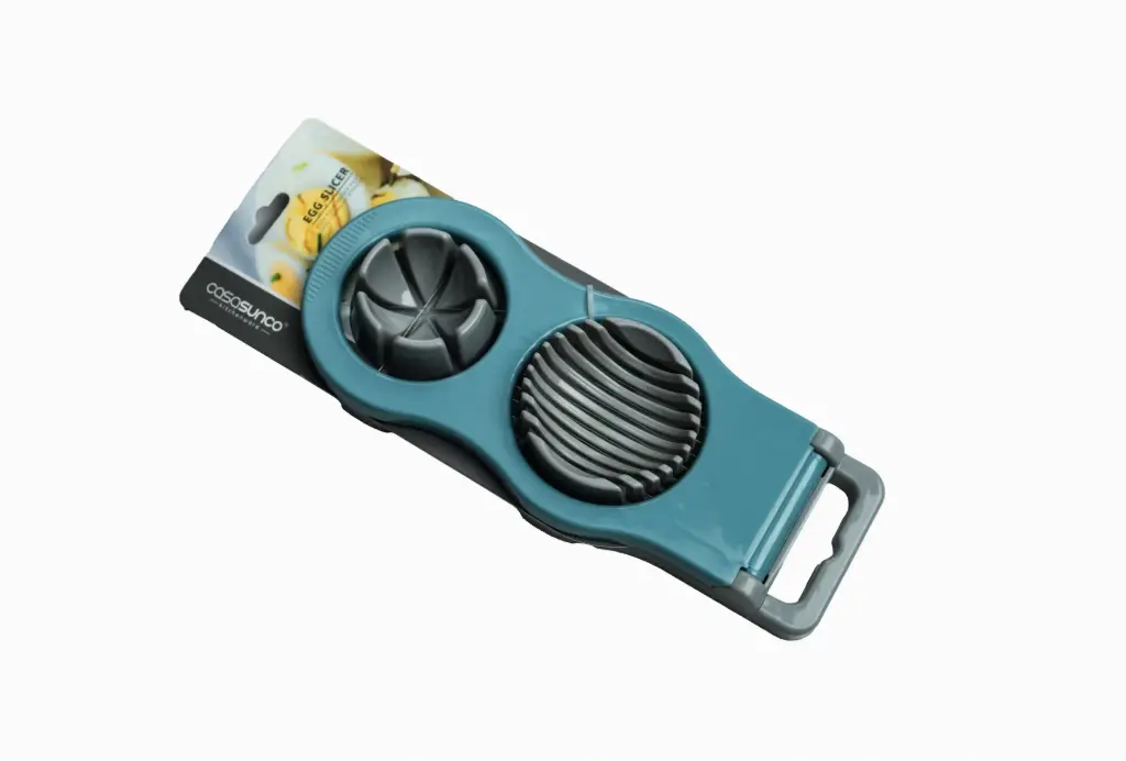 Egg slicer